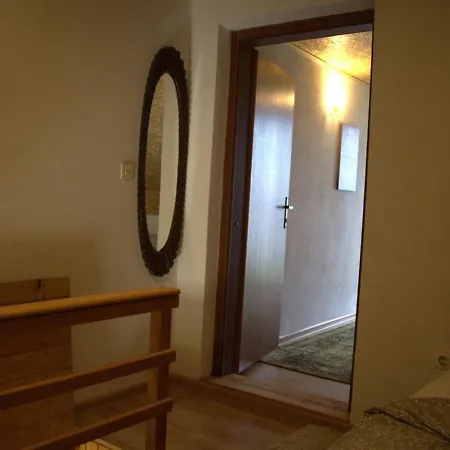 Oaza Mira بيت للعطل