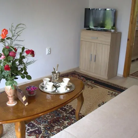 بيت للعطل Oaza Mira *